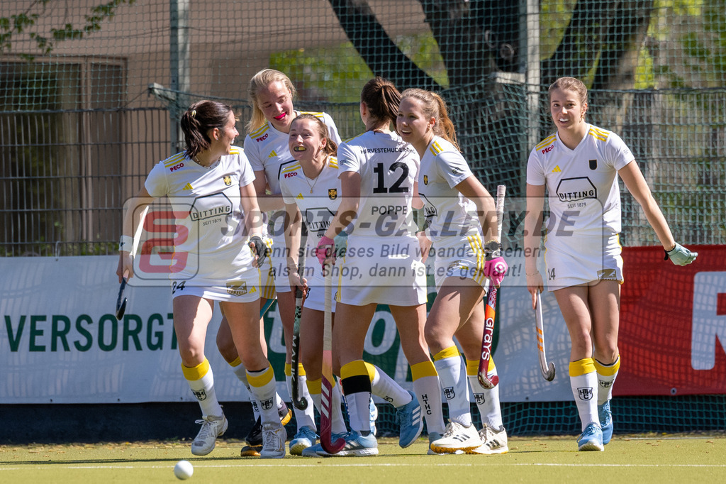 SFE_20250412_0055 | Köln, Deutschland, 12.04.2025:  Hockey 1. Bundesliga Damen Rot-Weiss Köln - Harvestehuder THC im KTHC Stadion Rot-Weiss Köln Tennis and Hockey Club am 12.04.2025 in Köln, Deutschland. (Foto von Stephan Fehrmann)Köln, Germany, 12.04.2025: Hockey 1. Bundesliga Damen Rot-Weiss Köln - Harvestehuder THC in KTHC Stadion Rot-Weiss Köln Tennis and Hockey Club at 12.04.2025 in Köln, Deutschland. (Foto from Stephan Fehrmann)