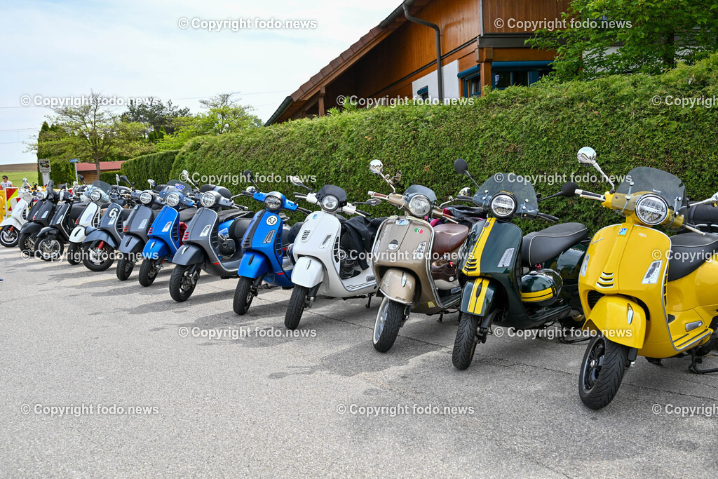Lets Vespa togehter_ Neuhofen_ 05.05.2024-7 | 05.05.2024, Neuhofen, Kremsmuenster, AUT, Lets Vespa togehter 2024, Vespatreffen, im Bild Teilnehmer Vespatreffen, Motorsport Stadler