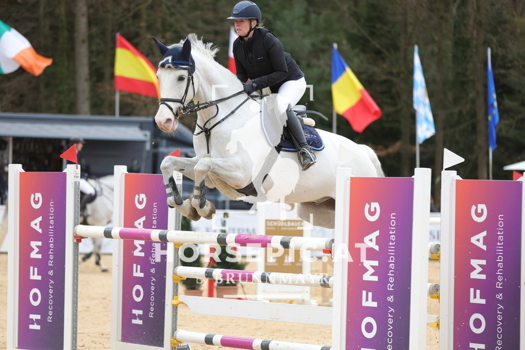 0P6A2929 | Willkommen bei Brunnmayr - Design & Fotografie – Ihrem Spezialisten für Reitturniere und Pferdeveranstaltungen in Oberösterreich, Salzburg und Bayern! Seit über 17 Jahren sind wir leidenschaftlich dabei.