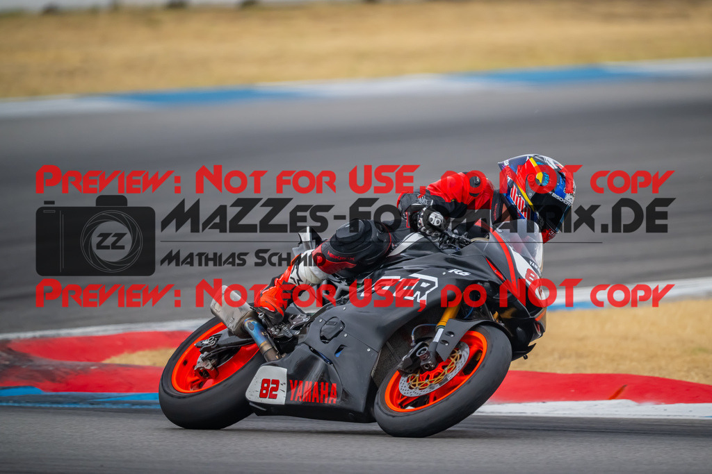 MaZZes-Fotomatrix-20260809-580729 | R1