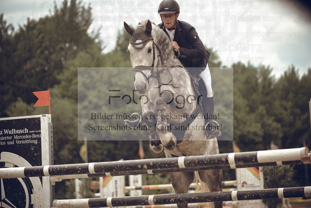 20240530-DOS_2248 | Entdecke hochwertige Reitturnierfotos von Foto Oger. Professionell, emotional und authentisch – jetzt Lieblingsmomente im Shop bestellen.Deutschlandweite Turnierfotografie. - Realisiert mit Pictrs.com