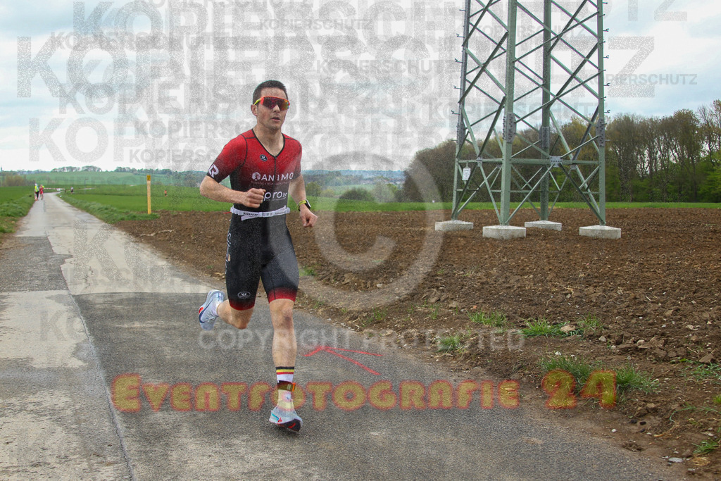 250413_1102_EV4_7244 | Sportfotografie im Rhein-Sieg Kreis, Köln, Bonn, NRW, Rheinland Pfalz, Hessen, etc. Unser Tätigkeitsfeld umfasst den Laufsport vom Volkslauf über den Marathon, Duathlon, Triathon bis zum Ultralauf wie Kölnpfad Ultra oder Schindertrail.