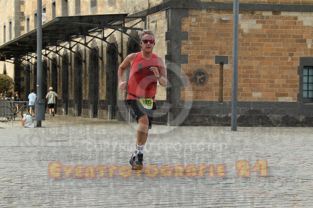 250920_1513_EV4_8272 | Sportfotografie im Rhein-Sieg Kreis, Köln, Bonn, NRW, Rheinland Pfalz, Hessen, etc. Unser Tätigkeitsfeld umfasst den Laufsport vom Volkslauf über den Marathon, Duathlon, Triathon bis zum Ultralauf wie Kölnpfad Ultra oder Schindertrail.
