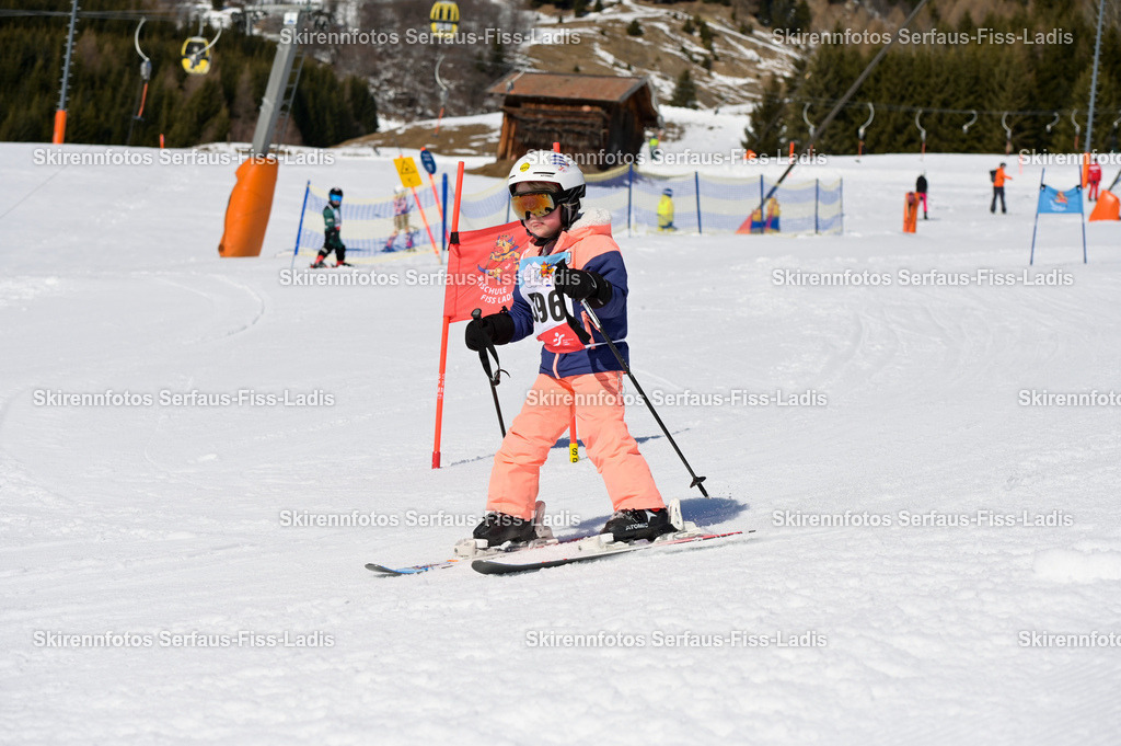 SRF_27.02.2026_643 | Skirennfotos,Serfaus,Fiss,Ladis,Kinderskirennen,Winter,Tirol,Oberland,skirace,SFL,feelfree,weil wir's genießen,ski,Ski,skifahren,Sonnenplateau, - Realisiert mit Pictrs.com