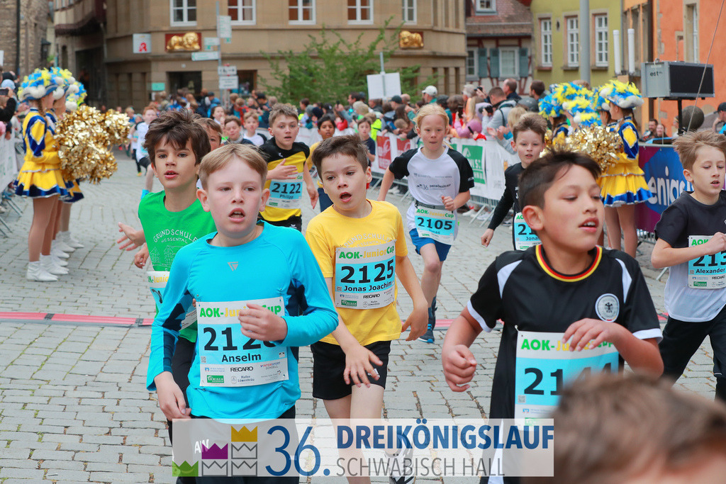 AOK Junior Cup 400m | 3Königslauf 2022 AOK Junior Cup 400m - Realisiert mit Pictrs.com