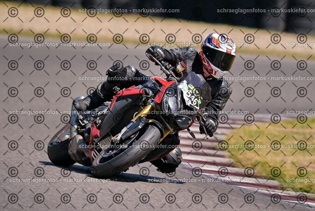 26bt05-1003 | markuskiefer.com - Realisiert mit Pictrs.com