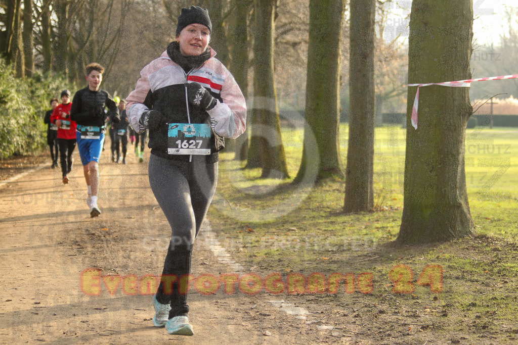 241231_1018_EV4_3721 | Sportfotografie im Rhein-Sieg Kreis, Köln, Bonn, NRW, Rheinland Pfalz, Hessen, etc. Unser Tätigkeitsfeld umfasst den Laufsport vom Volkslauf über den Marathon, Duathlon, Triathon bis zum Ultralauf wie Kölnpfad Ultra oder Schindertrail.
