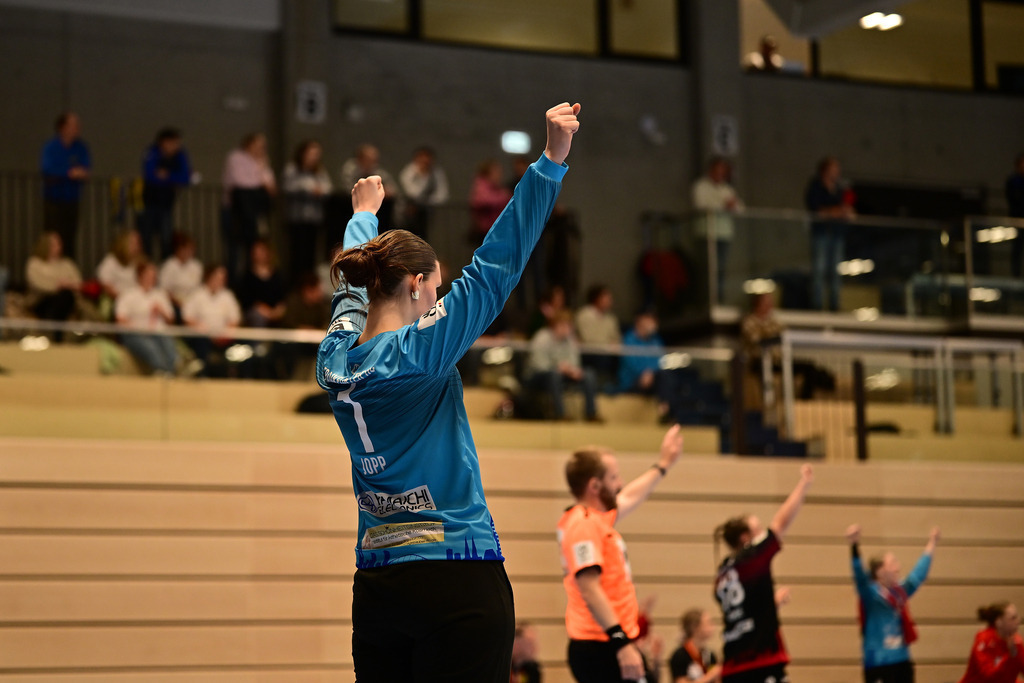 Handball I Frauen I Saison 2025-2026 I 3. Liga Staffel Nord I 11. Spieltag I Buxtehuder SV II - Frankfurter HC | Der Sportfotograf. - Realisiert mit Pictrs.com