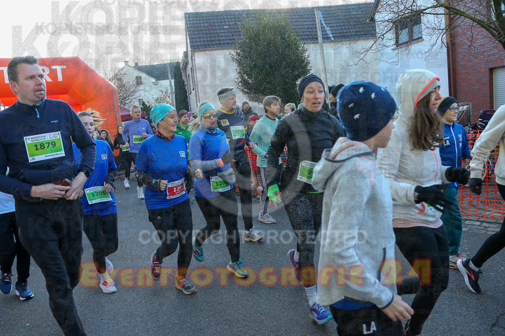 241201_1026_EX1_8196 | Sportfotografie im Rhein-Sieg Kreis, Köln, Bonn, NRW, Rheinland Pfalz, Hessen, etc. Unser Tätigkeitsfeld umfasst den Laufsport vom Volkslauf über den Marathon, Duathlon, Triathon bis zum Ultralauf wie Kölnpfad Ultra oder Schindertrail.