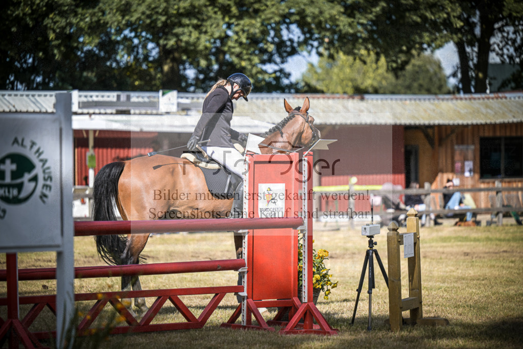 DOS_0659 | Entdecke hochwertige Reitturnierfotos von Foto Oger. Professionell, emotional und authentisch – jetzt Lieblingsmomente im Shop bestellen.Deutschlandweite Turnierfotografie. - Realisiert mit Pictrs.com