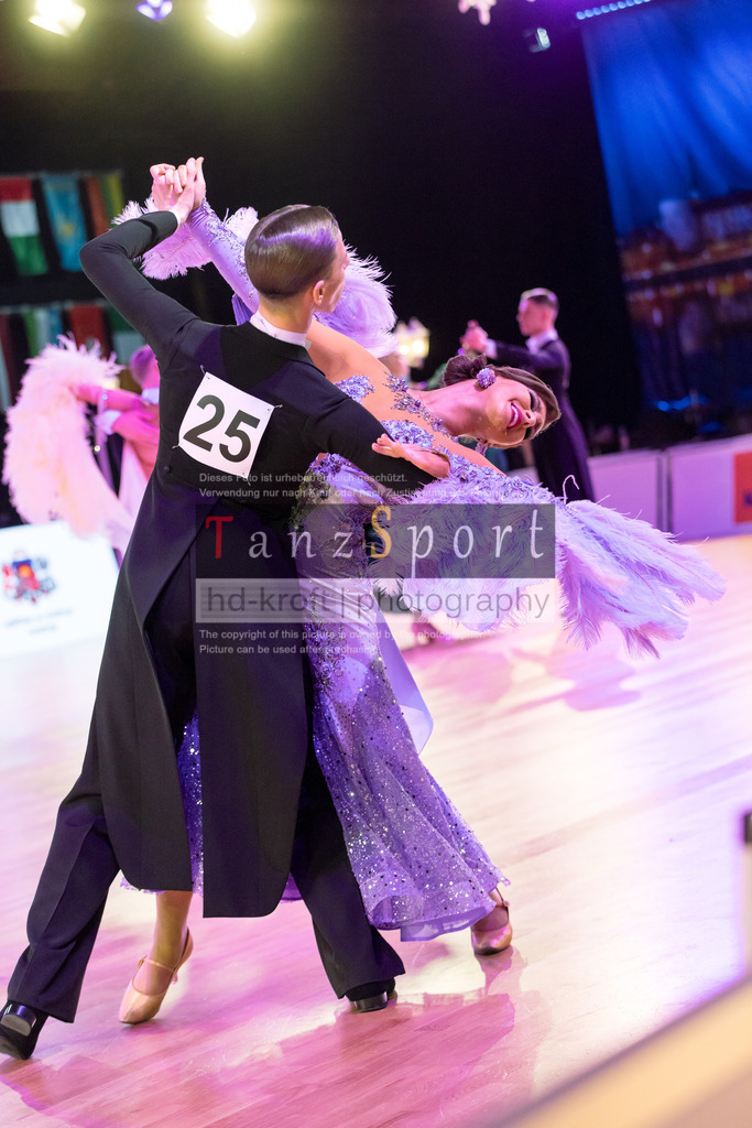 20241215_WDSF_Open_Youth_Std-Riga-9675 | Tanzsportbilder, Standardtanz, Lateintanz, WDSF, DTV, LTVB, dancecomp, goc, hessen tanzt, blaues band der spree, walzer, tango, wiener walzer, slowfox, quickstepp, samba, rumba, cha-cha-cha, paso doble. jive, hd-kroft photography, turniertanzsport