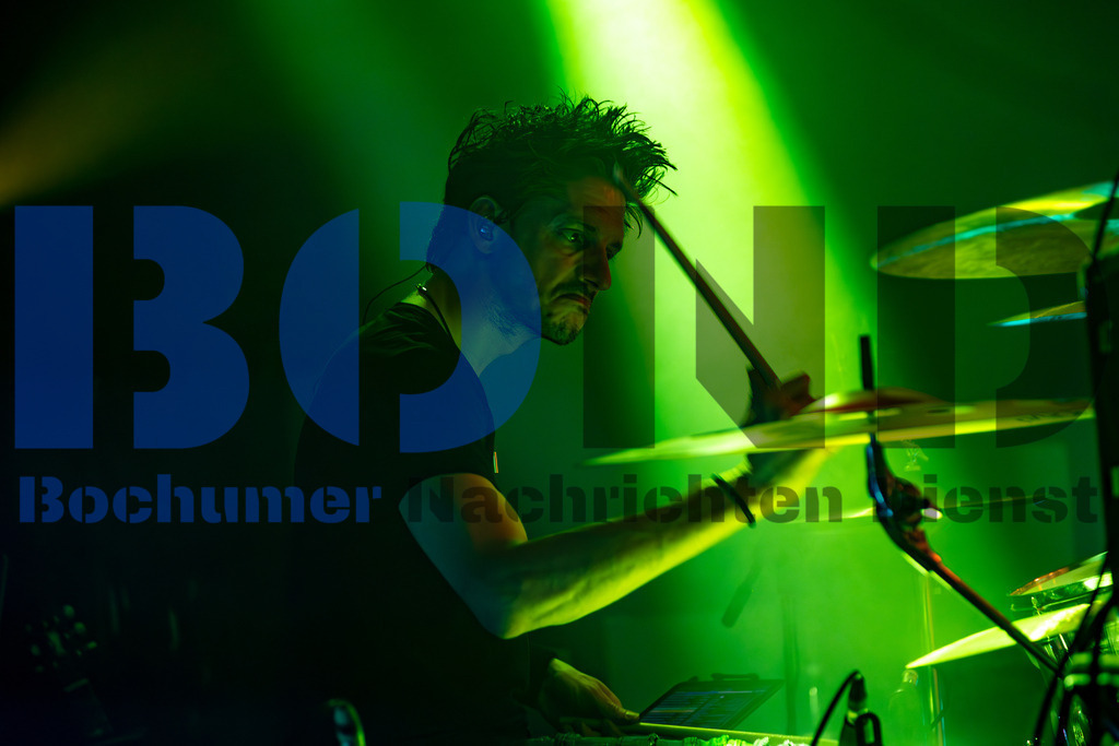 SES_NURDIO20250102-66 | bond - Realisiert mit Pictrs.com