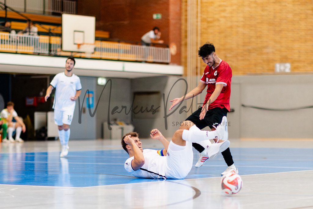 Futsal-Bundesliga, Saison 2025/2026, 2. Spieltag: SC Preußen Münster - FC Liria Futsal Berlin | Futsal-Bundesliga, Saison 2025/2026, 2. Spieltag, SC Preußen Münster empfängt FC Liria Berlin in der Universitäts-Sporthalle in Münster. Foto: sportfotografie.ms | Markus Paletta - Realisiert mit Pictrs.com