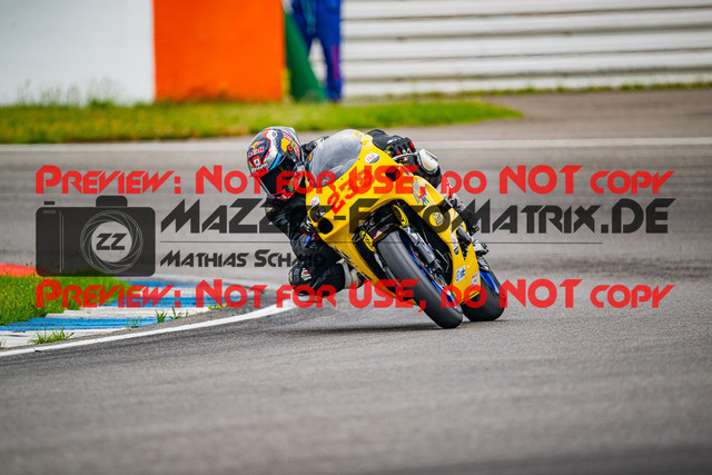 MaZZes_FotoMatrix_240701_6007705_3567 | WEISS