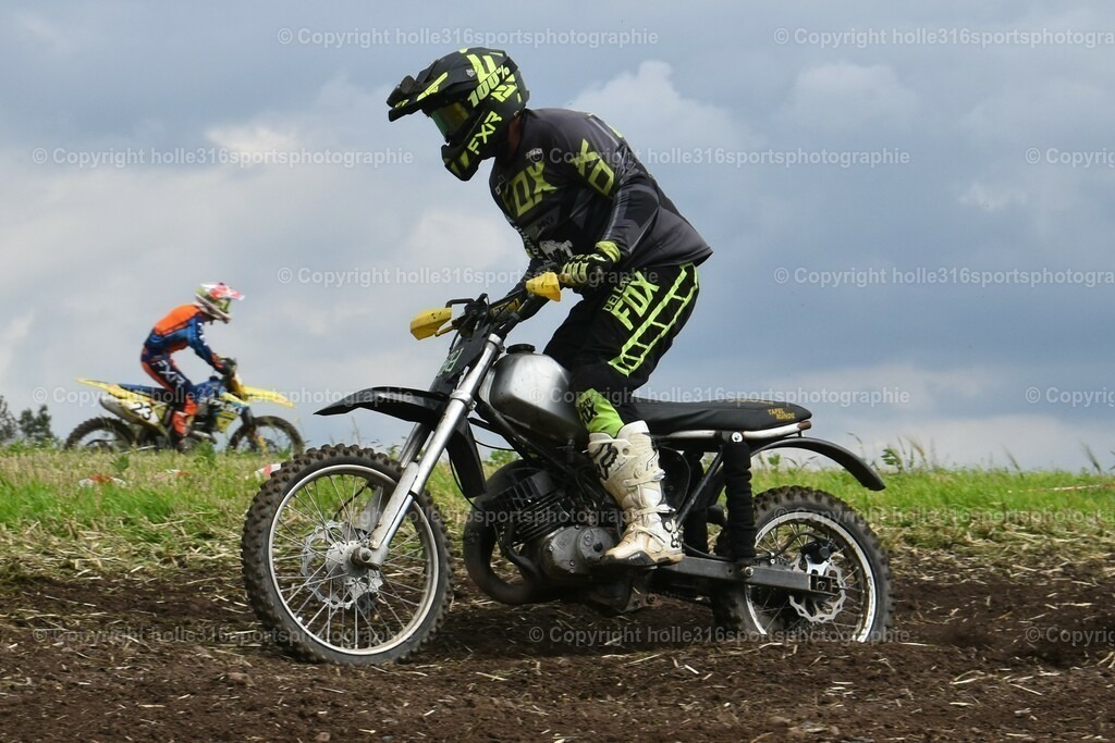 DSC_0017_01 (2) | Sportfotografie , Motorsport, Motoross, Reitsport, Mointainbike, Enduro,
Landschaft , Outdoor, Eventfotografie, Landschaft, Bilder online bestellen - Realisiert mit Pictrs.com