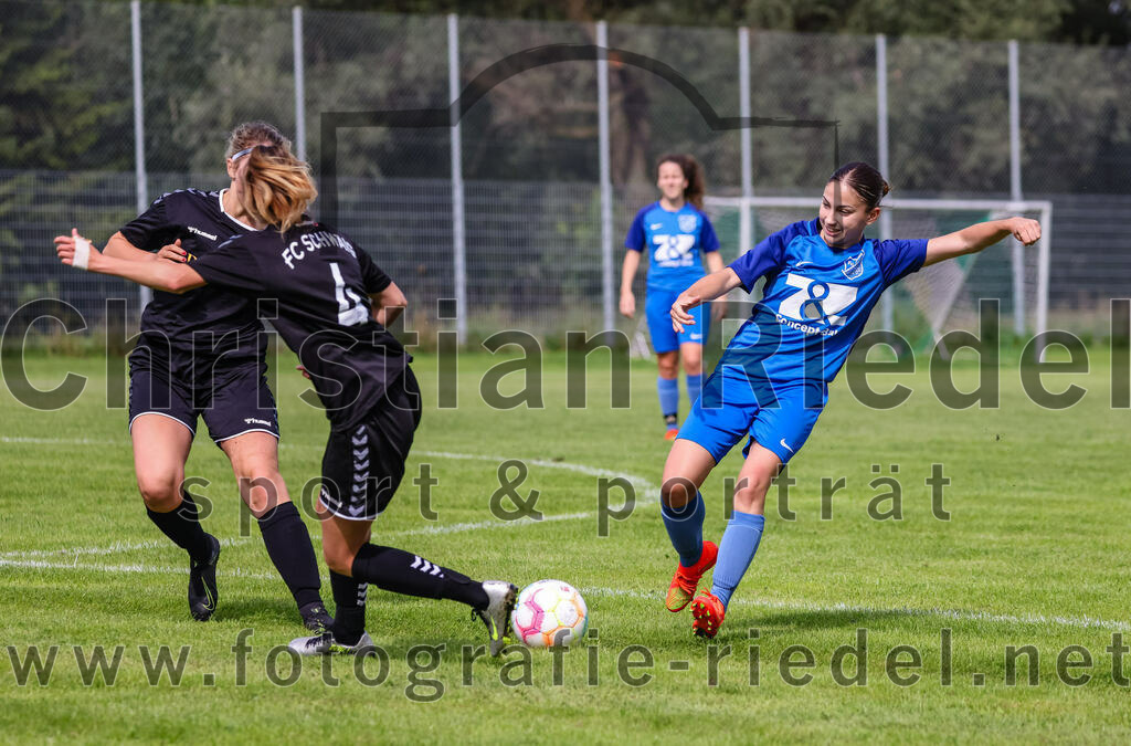 2023-09-03_035_Teamware_Cup_2023 | Oberding, Deutschland, 03.09.2023:
Fußball, TS Teamwear Cup 2023, Vorrunde, FC Schwaig gegen FC Langengeisling, Endergebnis: 

Foto: Christian Riedel / fotografie-riedel.net