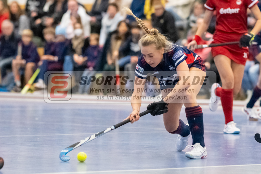 SFE_20221127_0036 | 1. Bundesliga Hockey Damen Düsseldorfer HC - Rot-Weiss Köln am 27.11.2022 in Düsseldorf (Düsseldorfer Hockeyclub 1905 e.V.), Photo: Stephan Fehrmann 2022 (Sports-Gallery),Strauss Sara ( Düsseldorfer HC #11 )