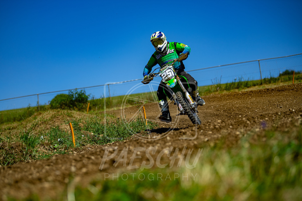 Se E+R (173) | Paeschuphoto Shop - Wer nicht sucht der auch nicht findet.Ob Motocrossbilder oder von einem besuchtem Spiel, Hauptsache Action. - Realisiert mit Pictrs.com