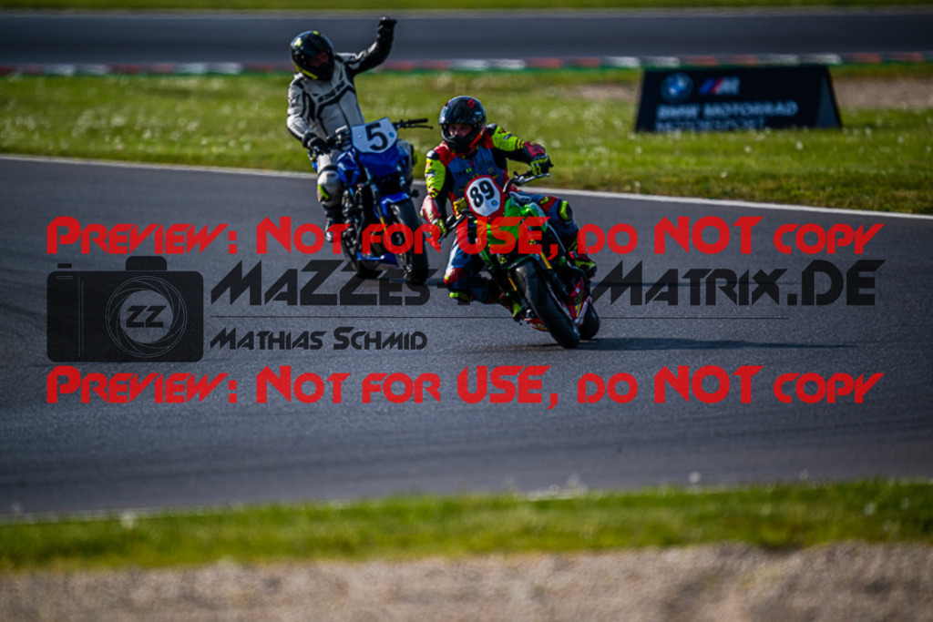 MaZZes_FotoMatrix_220508_98683 | Fotograf Mathias Schmid
Sportfotograf,
Eventfotograf,
Hochzeitsfotograf,
Portraitfotograf