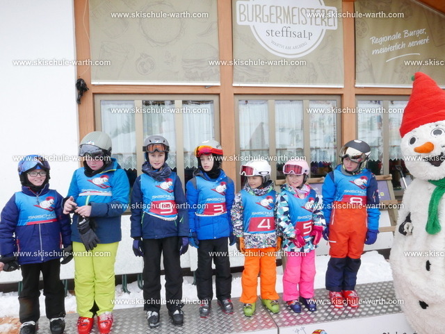 Gruppe Marvin (1) | Photos von der Skischule Warth - Realisiert mit Pictrs.com