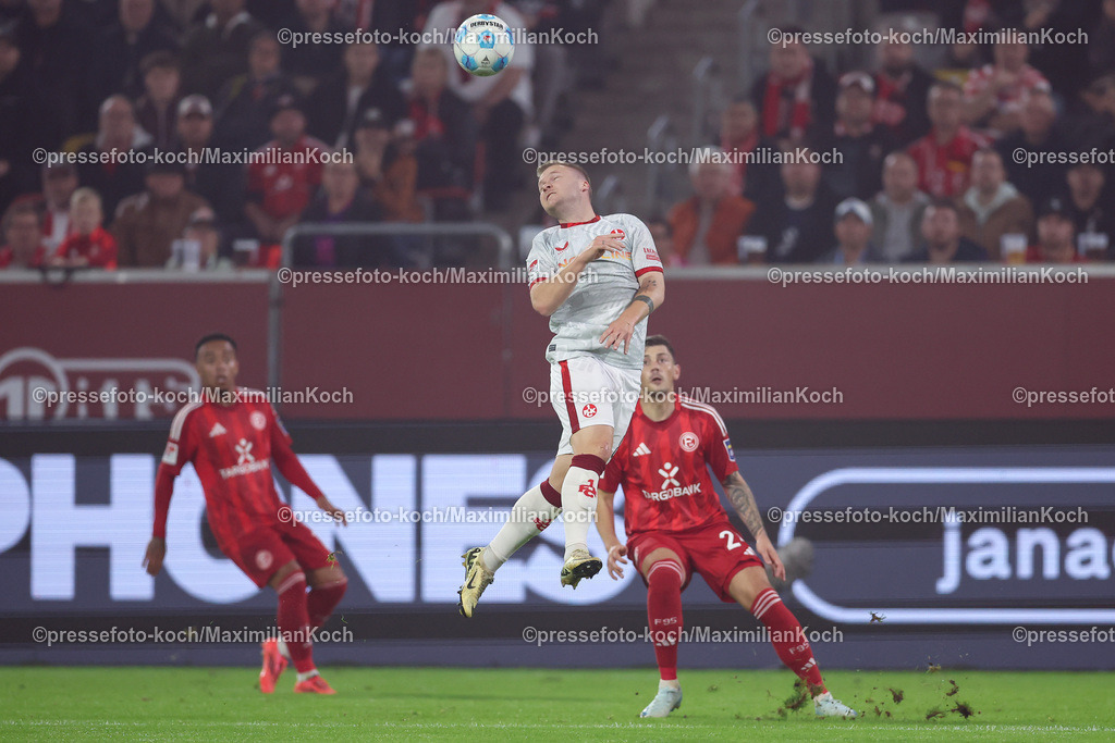 Due26102401015 | 26.10.2024, Fußball, Fortuna Düsseldorf - 1.FC Kaiserslautern, 2. Bundesliga, Merkur Spiel-Arena, Saison 2024 2025: Jean Zimmer (FCK #8)DFB regulations prohibit any use of photographs as image sequences and or quasi-video.
