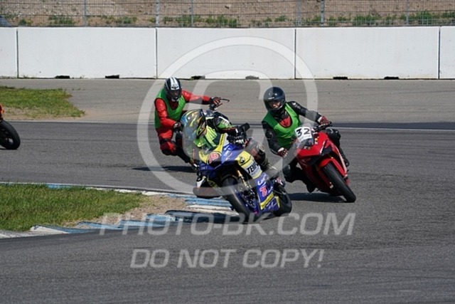 2022_05_09_PBK_13010 | Sportfotografie; SlowMotion; Video; Rennstrecke; Hafeneger; Speer; Racing; RSE; BMW; CBO; Trackday; Motorsportarena; Hockenheimring; Brno; Most; Barcelona; Valencia