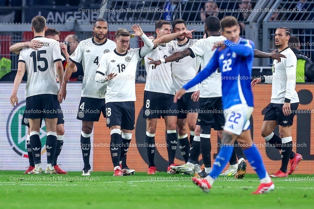 DFB23032501026 | 23.03.2025, Fußball, Viertelfinale UEFA Nations League, Deutschland - Italien, Signal Iduna Park, Saison 2024 2025: Torjubel nach dem Tor zum 1:0 durch Torschütze Joshua Kimmich (GER #06) DFB regulations prohibit any use of photographs as image sequences and or quasi-video.