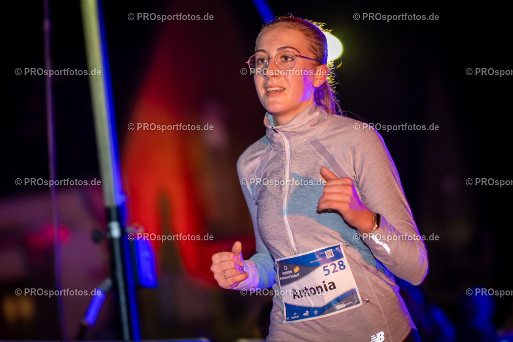 Martinslauf Sindorf 2023 in Kerpen-Sindorf, 09.11.2023 | Impressionen vom Martinslauf Sindorf 2023 am 09.11.2023 in Kerpen-Sindorf (Nordrhein-Westfalen).