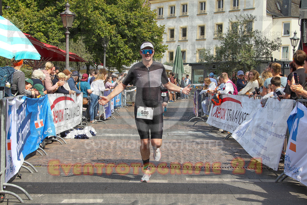 250824_1432_EV4_1858 | Sportfotografie im Rhein-Sieg Kreis, Köln, Bonn, NRW, Rheinland Pfalz, Hessen, etc. Unser Tätigkeitsfeld umfasst den Laufsport vom Volkslauf über den Marathon, Duathlon, Triathon bis zum Ultralauf wie Kölnpfad Ultra oder Schindertrail.