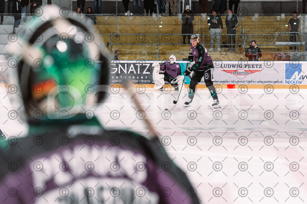 Alligators_vs_Stuttgart_16_11_2025-02 | Höchstadt Alligators Fotogalerie: Eishockey-Action aus Franken. Professionelle Spielfotos, Portraits & Stadionbilder zum Download. Jetzt entdecken! - Realisiert mit Pictrs.com