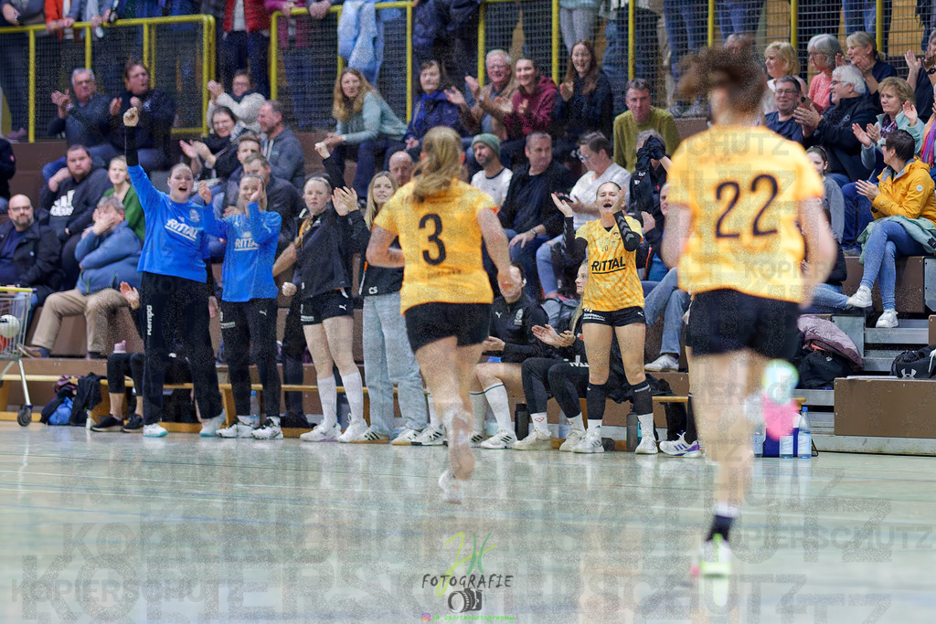 Frauen Oberliga Mitte (HHV); HSG Eibelshausen/Ewersbach - HSG Linden | Frauen Oberliga Mitte (HHV); HSG Eibelshausen/Ewersbach - HSG Linden am 15.11.2025 in Eibelshausen (Holderberghalle)Photo © 2025 - Jörg Heinrich - Realisiert mit Pictrs.com