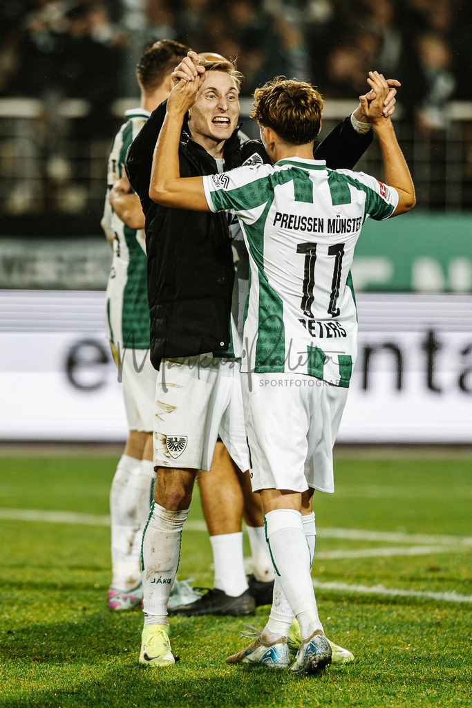 SC Preußen Münster - Fortuna Düsseldorf 1895 | Das ist die Fotodatenbank für authentische Sportfotografie aus Münster: Markus Paletta fotografiert Teams, Sportler:innen, Kinder, Events & Unternehmen. - Realisiert mit Pictrs.com