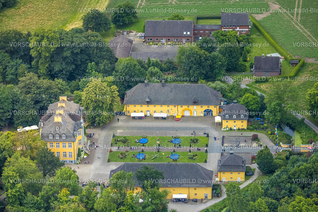 Bottrop240701796Kirchhellen | Luftbild, Schloss Beck und Spielanlagen, Kirchhellen-Nord-Ost, Bottrop, Ruhrgebiet, Nordrhein-Westfalen, Deutschland