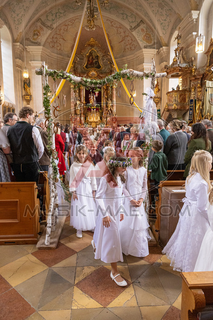 MAE-pic_287 | Der online Fotoshop des Inzeller Fotografen MAE - Marc Anton Eicher. Hier können Sie ihre Fotos und Stockfotos online bestellen als Download oder als Ausdruck, der ihnen bequem nach Hause geschickt wird.
Ihr Marc Anton Eicher - der Inzeller Fotograf - Realisiert mit Pictrs.com