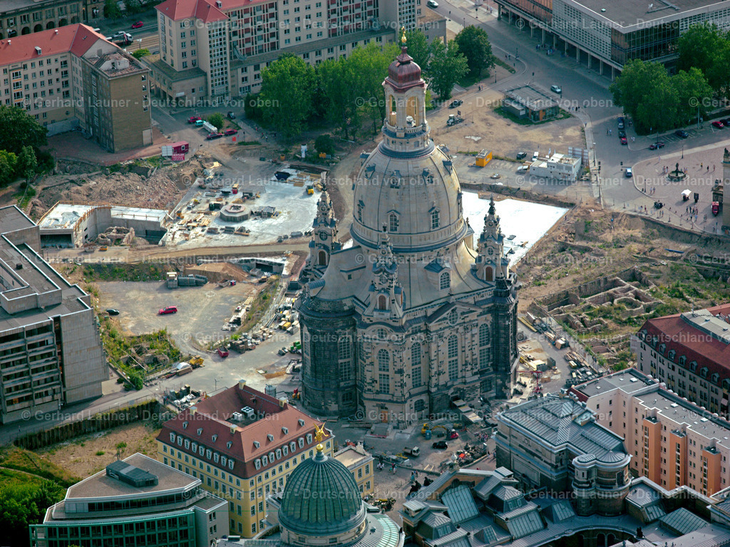 2417491 | DRESDEN  Kirchengebäude " Frauenkirche " in Dresden im Bundesland Sachsen, Deutschland. // Church building " Frauenkirche " in Dresden in the state Saxony, Germany. Foto: Gerhard Launer
