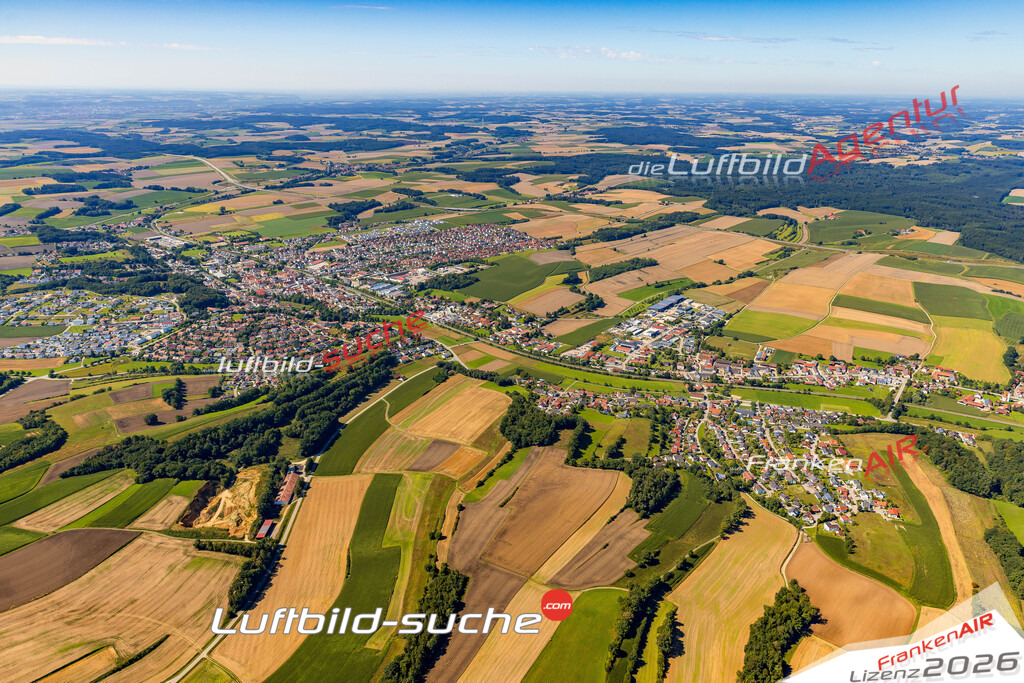 Geschenkidee Prinkofen bei Ergoldsbach -Die Luftbildaufnahme wurde 2025 vom UL-Flugzeug heraus erstellt ( keine Drohne ) - Hochauflösende Luftaufnahme -Nicht vergleichbar mit Google Maps oder Satelittenbilder- Die Geschenkidee !Mit Lizenz und Bildrechte bestellbar