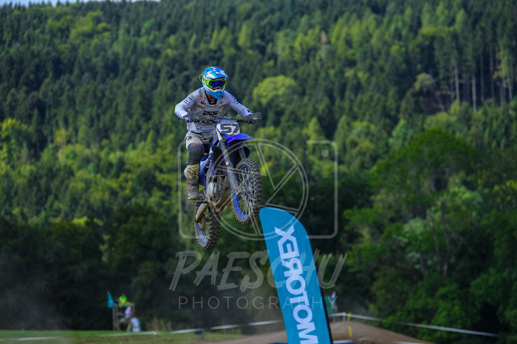 Yami (136) | Paeschuphoto Shop - Wer nicht sucht der auch nicht findet.Ob Motocrossbilder oder von einem besuchtem Spiel, Hauptsache Action. - Realisiert mit Pictrs.com