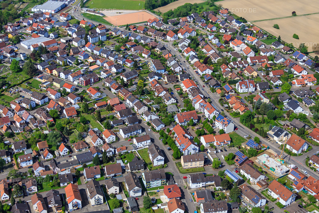 Luftbild: Berwartsteinstr in Hagenbach im Bundesland Rheinland-Pfalz in Deutschland. Foto: IMG_078450.jpg vom 08.05.2015 durch Werner Riehm/FLY-FOTO.de