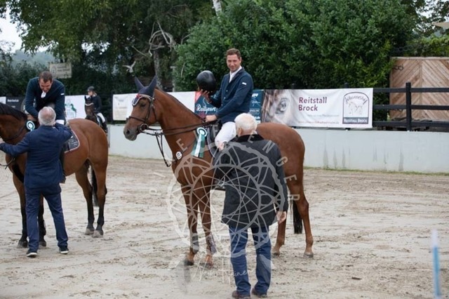 2B4A2724 | pixelfaenger - Realisiert mit Pictrs.com