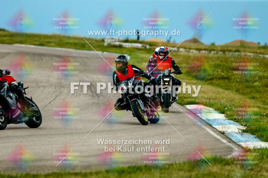 Chambley Juli-3086 | Hier findet Ihr Bilder von Touristenfahrten auf der Nürburgring Nordschleife oder von anderen Veranstaltungen die ich besucht habe. Viel Spass beim Durch Schauen 