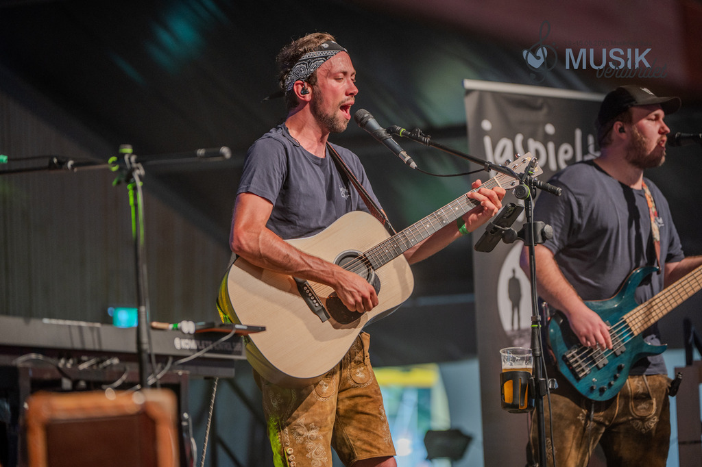 DSC_3182 | "Fussifoto.com – Ihr Ansprechpartner für hochwertige Fotografie! Entdecken Sie kreative Bilder und professionelle Dienstleistungen. Kontaktieren Sie uns für Ihre Projekte!"