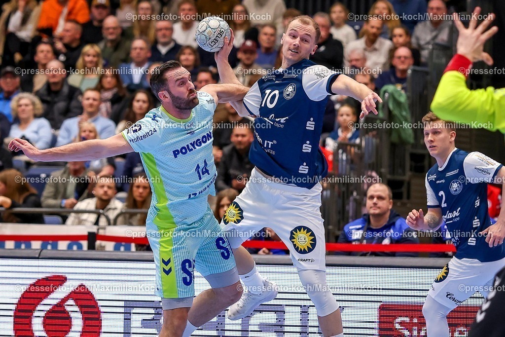 BHC02042601026 | 02.04.2026, Handball, HBL, Bergischer HC - VfL Gummersbach, Mitsubishi Electric HALLE Düsseldorf: Teitur Örn Einarsson (VfL Gummersbach #14) im Zweikampf gegen  Fynn Hangstein (BHC #10) 