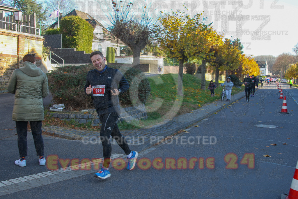 241201_1233_EV4_2927 | Sportfotografie im Rhein-Sieg Kreis, Köln, Bonn, NRW, Rheinland Pfalz, Hessen, etc. Unser Tätigkeitsfeld umfasst den Laufsport vom Volkslauf über den Marathon, Duathlon, Triathon bis zum Ultralauf wie Kölnpfad Ultra oder Schindertrail.