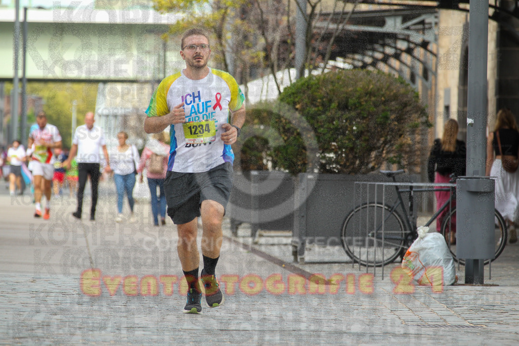 250920_1324_EV4_5427 | Sportfotografie im Rhein-Sieg Kreis, Köln, Bonn, NRW, Rheinland Pfalz, Hessen, etc. Unser Tätigkeitsfeld umfasst den Laufsport vom Volkslauf über den Marathon, Duathlon, Triathon bis zum Ultralauf wie Kölnpfad Ultra oder Schindertrail.
