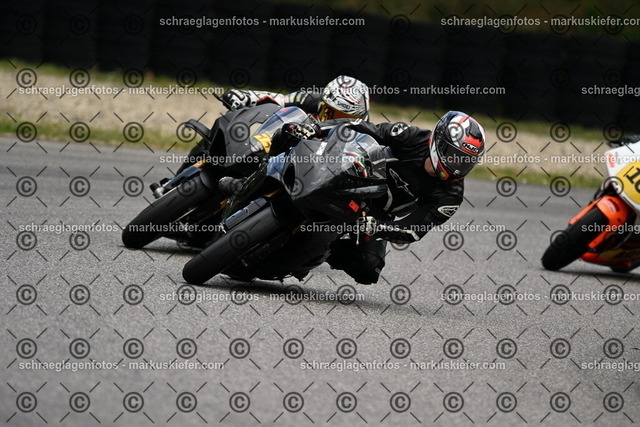 25bt02-0539 | markuskiefer.com - Realisiert mit Pictrs.com