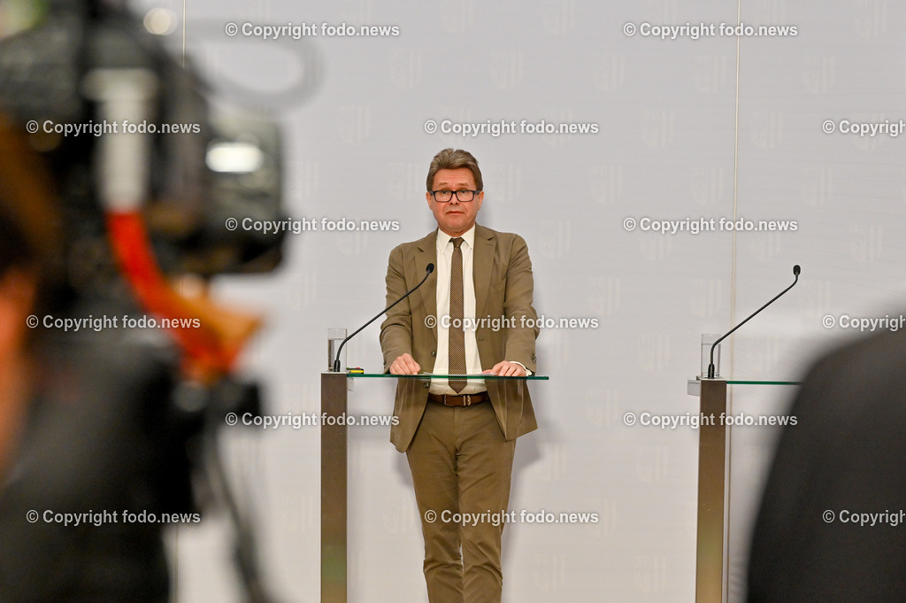 Kick-off-Veranstaltung der Gruendungspraesidentin_ IDSA_ 07.07.2023-24 | 07.07.2023, Landhaus Linz AUT, Kick-off-Veranstaltung der Gruendungspraesidentin, IDSA, im Bild BM Martin Polaschek (VP, Bildung, Wissenschaft und Forschung)