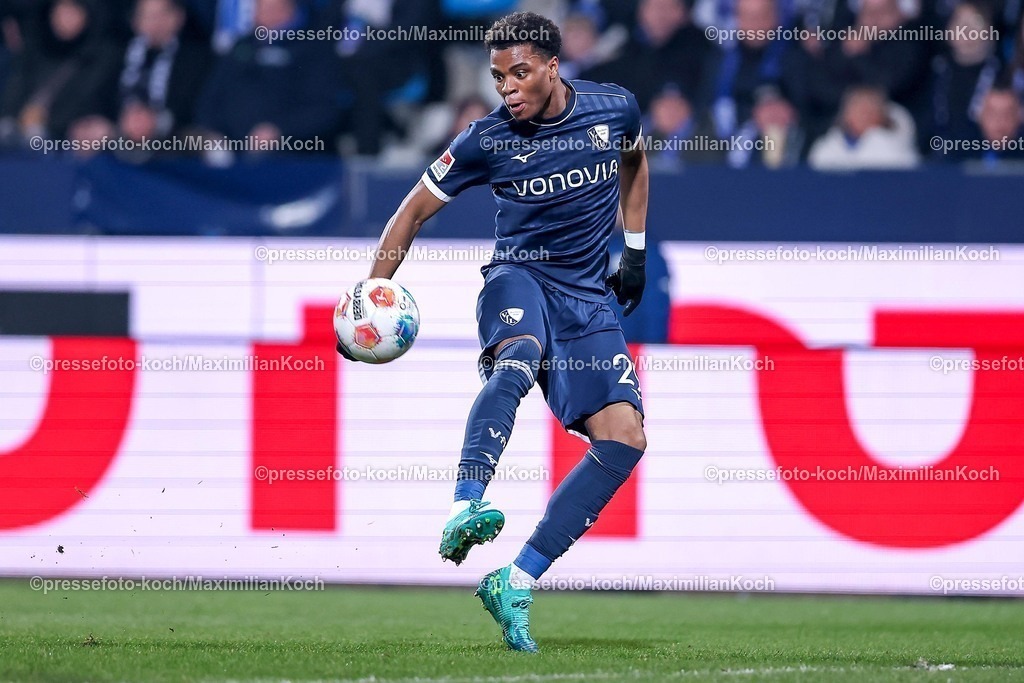 BOC20022601012 | 20.02.2026, Fußball, VfL Bochum - 1. FC Nürnberg, 2. Fußball Bundesliga, 23. Spieltag, Vonovia Ruhrstadion, Saison 2025 2026: Farid Alfa-Ruprecht&nbsp;(VfL Bochum #29)  DFB regulations prohibit any use of photographs as image sequences and or quasi-video.