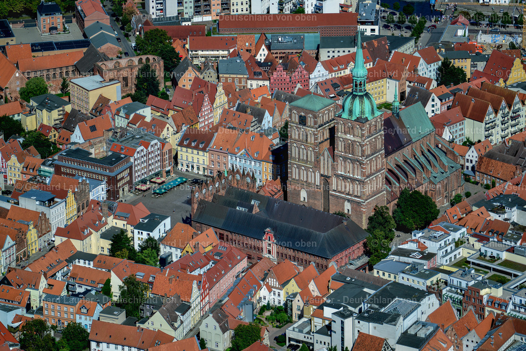 3638156 | STRALSUND 25.08.2016 Kirchengebäude der Sankt Nikolai -Gemeinde im Ortsteil Andershof in Stralsund im Bundesland Mecklenburg-Vorpommern. Weiterführende Informationen bei: Ev. Kirchengemeinde St. Nikolai,  Hansestadt Stralsund. // church building Sankt Nikolai -Gemeinde in the district Andershof in Stralsund in the state Mecklenburg - Western Pomerania. Further information at: Ev. Kirchengemeinde St. Nikolai,  Hansestadt Stralsund. Foto: Gerhard Launer