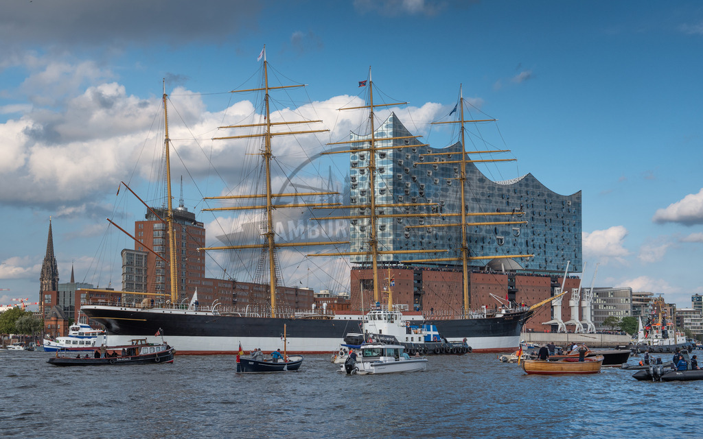 Peking-1 | Exklusive Hamburg collagen, tolle Segelbilder und viele weitere tolle Motive auf Leinwand, Poster, Alu-Dibond, u.v.m. findet Ihr bei uns auf hamburgbild.de. Findet Euer Wandbild für Euer Zuhause, Büro oder die  Praxis…. - Realisiert mit Pictrs.com