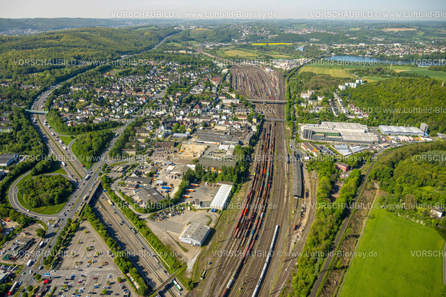 Hagen240504090 | Luftbild, Wohngebiet Ortsansicht Vorhalle und Rangierbahnhof mit Güterwaggons und Güterzügen, Dörken Membranes GmbH & Co. KG, Vorhalle, Hagen, Ruhrgebiet, Nordrhein-Westfalen, Deutschland